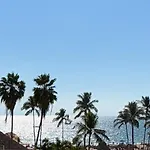 Stunning Ocean View, Hotel & Beach Access!